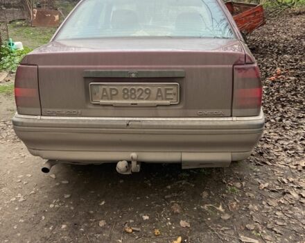Красный Опель Омега, объемом двигателя 2 л и пробегом 386 тыс. км за 1150 $, фото 7 на Automoto.ua