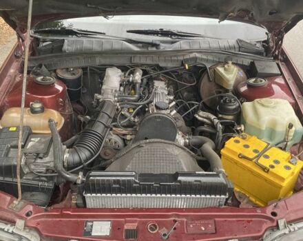 Красный Опель Омега, объемом двигателя 2 л и пробегом 300 тыс. км за 1000 $, фото 6 на Automoto.ua