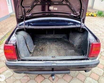 Червоний Опель Омега, об'ємом двигуна 2 л та пробігом 273 тис. км за 1500 $, фото 6 на Automoto.ua