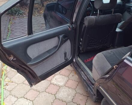 Червоний Опель Омега, об'ємом двигуна 2 л та пробігом 273 тис. км за 1500 $, фото 5 на Automoto.ua