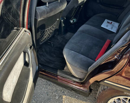 Красный Опель Омега, объемом двигателя 2.6 л и пробегом 200 тыс. км за 2300 $, фото 7 на Automoto.ua