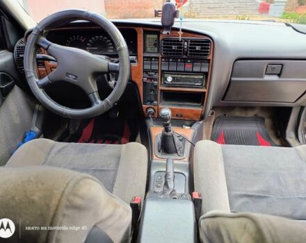 Червоний Опель Омега, об'ємом двигуна 2 л та пробігом 273 тис. км за 1500 $, фото 4 на Automoto.ua