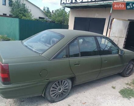 Красный Опель Омега, объемом двигателя 1.98 л и пробегом 270 тыс. км за 1300 $, фото 3 на Automoto.ua