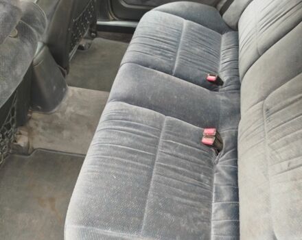 Красный Опель Омега, объемом двигателя 2 л и пробегом 224 тыс. км за 1500 $, фото 5 на Automoto.ua