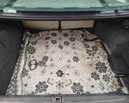 Красный Опель Омега, объемом двигателя 2 л и пробегом 224 тыс. км за 1500 $, фото 7 на Automoto.ua