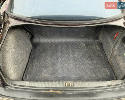 Красный Опель Омега, объемом двигателя 2.5 л и пробегом 390 тыс. км за 1800 $, фото 15 на Automoto.ua