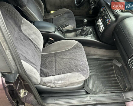 Красный Опель Омега, объемом двигателя 2.5 л и пробегом 390 тыс. км за 1800 $, фото 19 на Automoto.ua