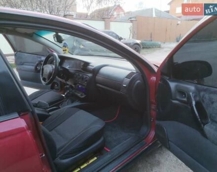 Червоний Опель Омега, об'ємом двигуна 1.8 л та пробігом 398 тис. км за 2500 $, фото 5 на Automoto.ua