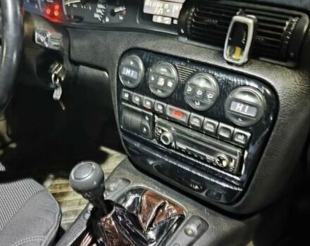 Опель Омега 1995 в Виннице на Automoto.ua Красный Опель Омега, объемом двигателя 2.5 л и пробегом 250 тыс. км за 1600 $, фото 5 на Automoto.ua