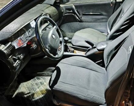 Опель Омега 1995 в Виннице на Automoto.ua Красный Опель Омега, объемом двигателя 2.5 л и пробегом 250 тыс. км за 1600 $, фото 4 на Automoto.ua