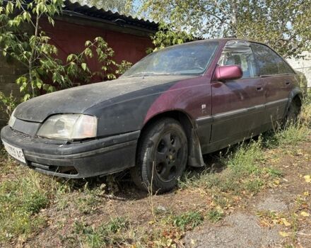 Опель Омега 1995 в Краматорске на Automoto.ua Красный Опель Омега, объемом двигателя 2 л и пробегом 325 тыс. км за 476 $, фото 1 на Automoto.ua