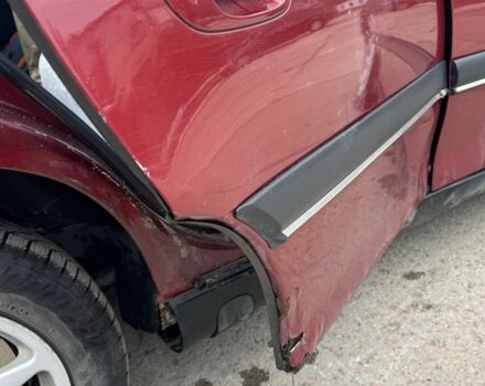 Червоний Опель Омега, об'ємом двигуна 2 л та пробігом 496 тис. км за 1800 $, фото 6 на Automoto.ua