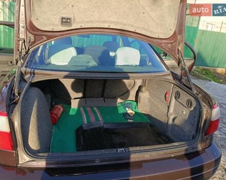 Красный Опель Омега, объемом двигателя 2.2 л и пробегом 222 тыс. км за 3500 $, фото 9 на Automoto.ua