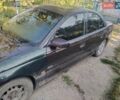 Красный Опель Омега, объемом двигателя 2.2 л и пробегом 401 тыс. км за 3500 $, фото 5 на Automoto.ua