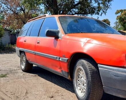 Красный Опель Омега, объемом двигателя 2 л и пробегом 290 тыс. км за 650 $, фото 2 на Automoto.ua