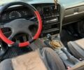 Красный Опель Омега, объемом двигателя 1.8 л и пробегом 297 тыс. км за 1300 $, фото 13 на Automoto.ua