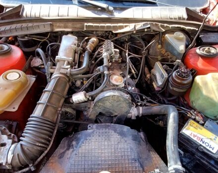 Красный Опель Омега, объемом двигателя 2 л и пробегом 290 тыс. км за 650 $, фото 7 на Automoto.ua