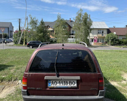 Червоний Опель Омега, об'ємом двигуна 2 л та пробігом 376 тис. км за 600 $, фото 3 на Automoto.ua