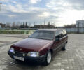 Красный Опель Омега, объемом двигателя 2 л и пробегом 376 тыс. км за 1200 $, фото 3 на Automoto.ua