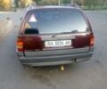 Червоний Опель Омега, об'ємом двигуна 2 л та пробігом 350 тис. км за 2000 $, фото 1 на Automoto.ua