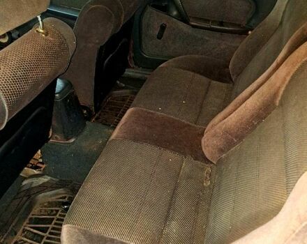 Красный Опель Омега, объемом двигателя 2 л и пробегом 0 тыс. км за 1150 $, фото 7 на Automoto.ua