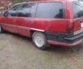 Красный Опель Омега, объемом двигателя 2 л и пробегом 380 тыс. км за 800 $, фото 2 на Automoto.ua