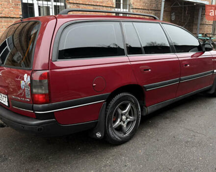 Красный Опель Омега, объемом двигателя 2 л и пробегом 321 тыс. км за 4200 $, фото 3 на Automoto.ua