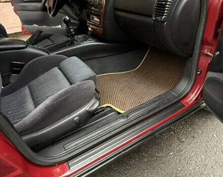 Червоний Опель Омега, об'ємом двигуна 2 л та пробігом 321 тис. км за 3000 $, фото 5 на Automoto.ua