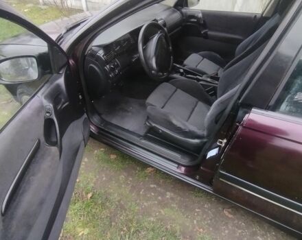 Красный Опель Омега, объемом двигателя 2 л и пробегом 199 тыс. км за 1350 $, фото 6 на Automoto.ua