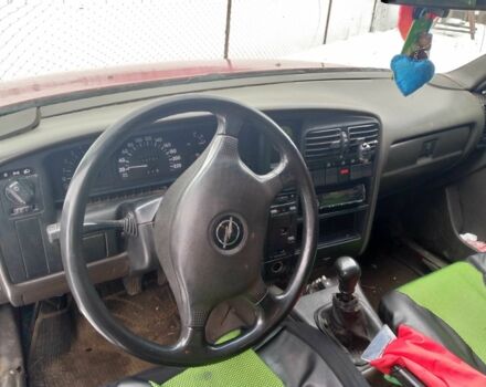 Красный Опель Омега, объемом двигателя 2 л и пробегом 3 тыс. км за 750 $, фото 1 на Automoto.ua