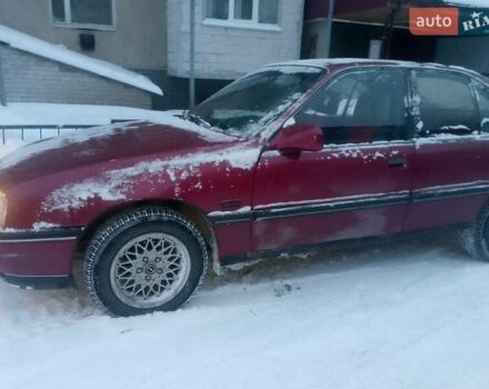 Красный Опель Омега, объемом двигателя 2 л и пробегом 300 тыс. км за 1100 $, фото 1 на Automoto.ua
