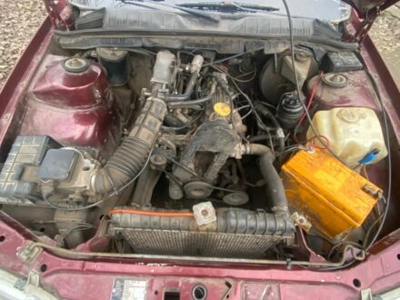 Красный Опель Омега, объемом двигателя 2 л и пробегом 386 тыс. км за 1150 $, фото 1 на Automoto.ua