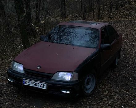 Червоний Опель Омега, об'ємом двигуна 2 л та пробігом 54 тис. км за 1550 $, фото 1 на Automoto.ua