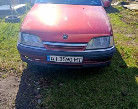 Красный Опель Омега, объемом двигателя 2 л и пробегом 0 тыс. км за 900 $, фото 1 на Automoto.ua