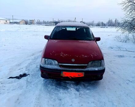 Красный Опель Омега, объемом двигателя 2 л и пробегом 200 тыс. км за 1720 $, фото 1 на Automoto.ua