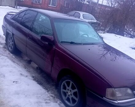 Красный Опель Омега, объемом двигателя 2 л и пробегом 300 тыс. км за 1000 $, фото 1 на Automoto.ua