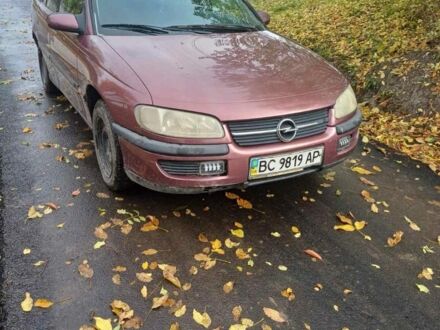 Красный Опель Омега, объемом двигателя 2 л и пробегом 2 тыс. км за 1300 $, фото 1 на Automoto.ua