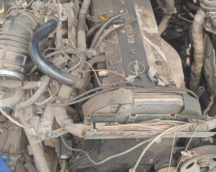 Красный Опель Омега, объемом двигателя 2 л и пробегом 10 тыс. км за 500 $, фото 1 на Automoto.ua