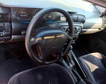 Опель Омега, об'ємом двигуна 2 л та пробігом 534 тис. км за 1600 $, фото 5 на Automoto.ua
