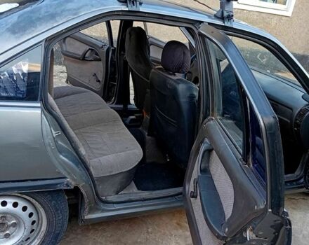 Опель Омега, объемом двигателя 1.8 л и пробегом 0 тыс. км за 1000 $, фото 2 на Automoto.ua
