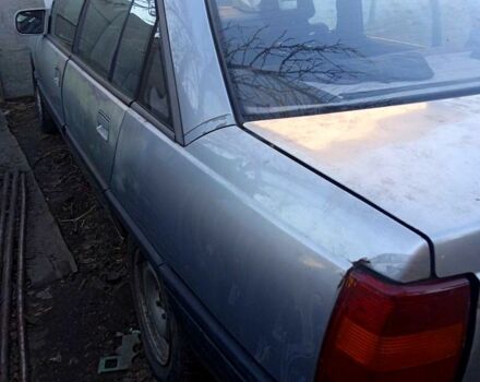 Опель Омега, объемом двигателя 18 л и пробегом 275 тыс. км за 1500 $, фото 2 на Automoto.ua