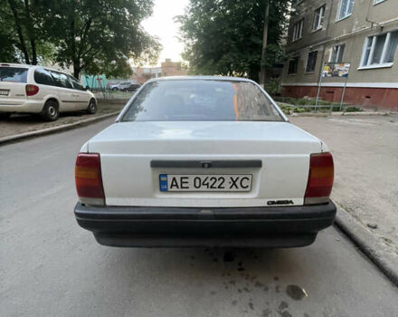 Опель Омега, объемом двигателя 1.8 л и пробегом 78 тыс. км за 842 $, фото 4 на Automoto.ua