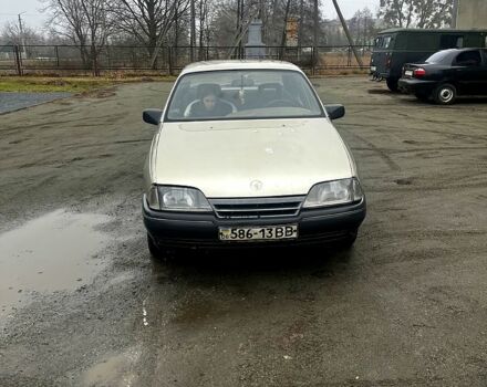 Опель Омега, объемом двигателя 2 л и пробегом 290 тыс. км за 1100 $, фото 3 на Automoto.ua