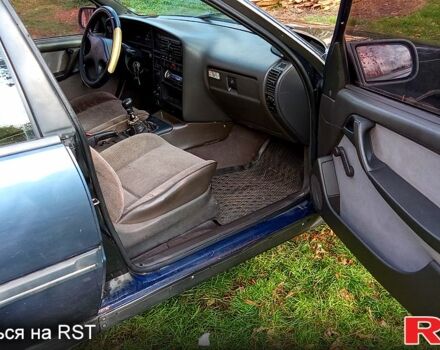 Опель Омега, об'ємом двигуна 2 л та пробігом 250 тис. км за 900 $, фото 4 на Automoto.ua