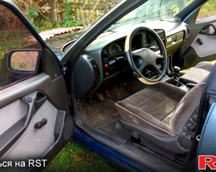 Опель Омега, об'ємом двигуна 2 л та пробігом 250 тис. км за 900 $, фото 3 на Automoto.ua