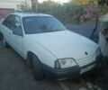 Опель Омега, объемом двигателя 0 л и пробегом 300 тыс. км за 1592 $, фото 1 на Automoto.ua