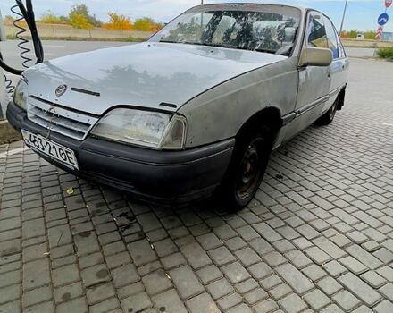 Опель Омега, объемом двигателя 2 л и пробегом 0 тыс. км за 800 $, фото 4 на Automoto.ua