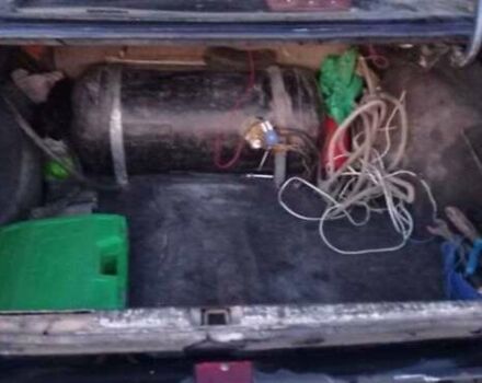 Опель Омега, об'ємом двигуна 2 л та пробігом 372 тис. км за 863 $, фото 8 на Automoto.ua