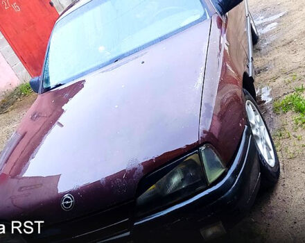 Опель Омега, объемом двигателя 2 л и пробегом 280 тыс. км за 700 $, фото 3 на Automoto.ua