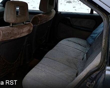 Опель Омега, объемом двигателя 20 л и пробегом 250 тыс. км за 800 $, фото 6 на Automoto.ua
